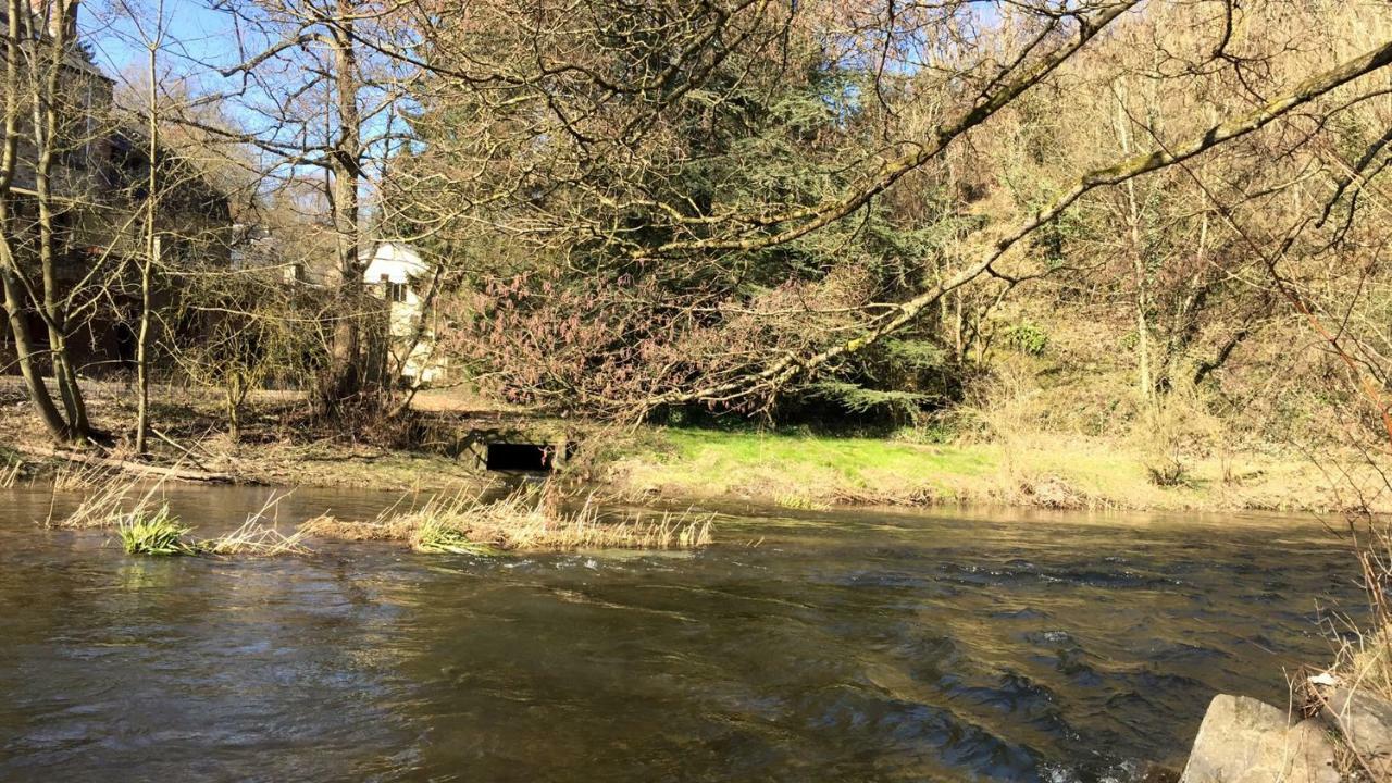 فندق Au Fil De L'Eau Grupont المظهر الخارجي الصورة